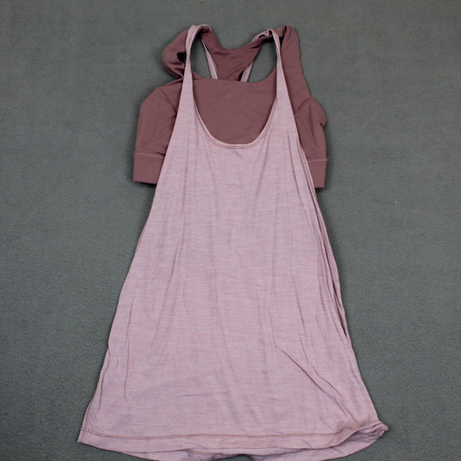 Lululemon Tank Top Womens 0 Purple Racerback Built In Bra Lightweight Yoga Gym