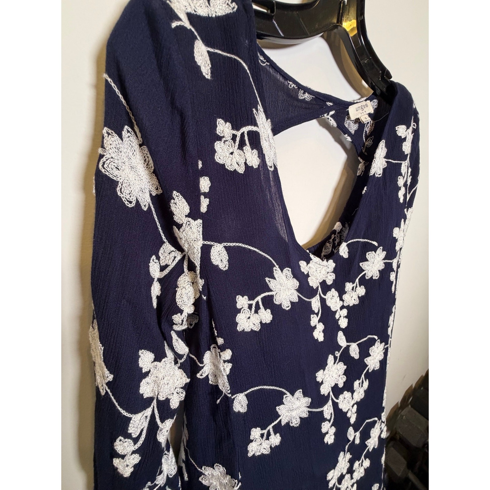 Umgee USA Dress Womens Small Navy Floral Embroidered Open Back Bell Sleeve Boho