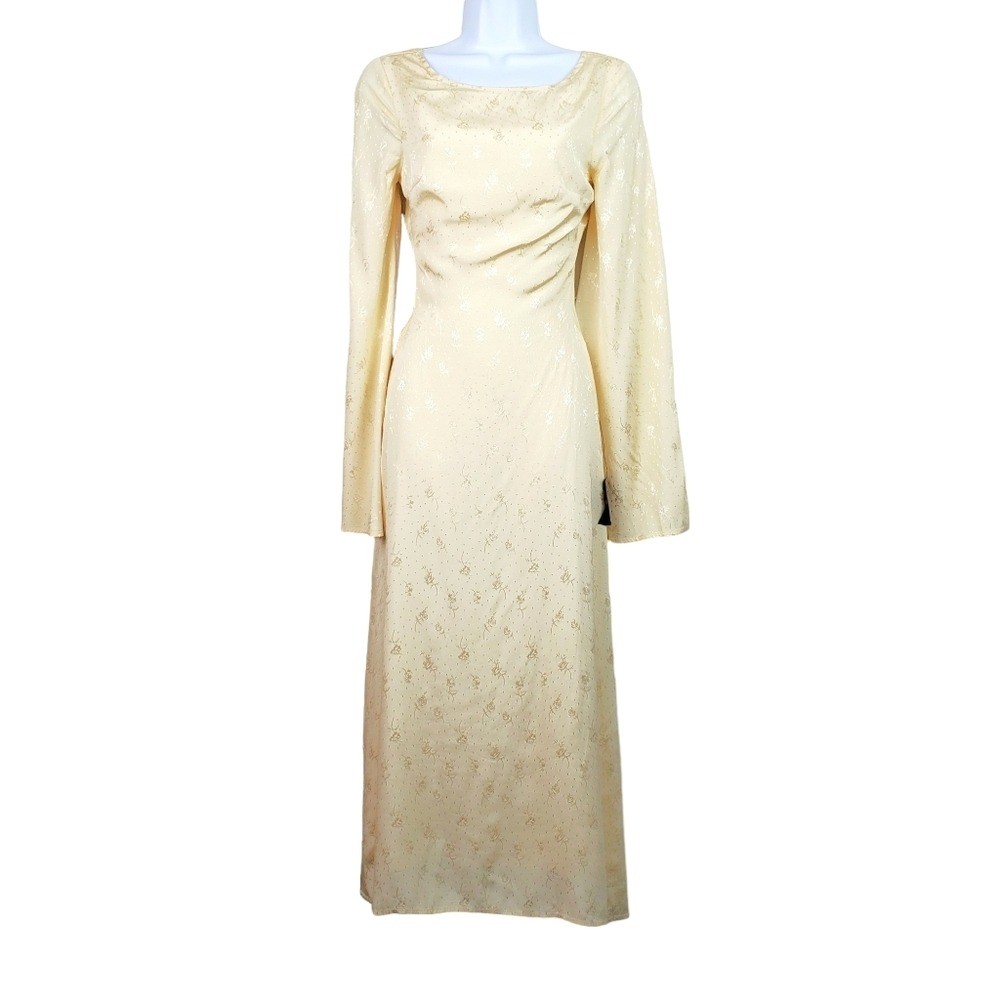 Lulus Cream Floral Jacquard Open Back Bell Sleeve Maxi Dress XS 31309L NEW