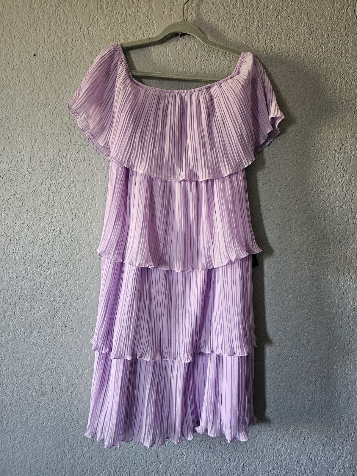 Lulus Lavender Pleated Layered Off Shoulder Tiered Midi Dress L 100% Polyester