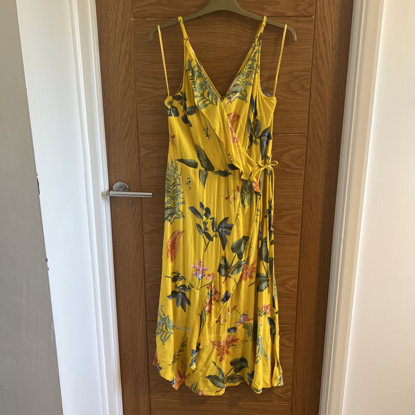 Warehouse Dress Yellow Tropical Floral 16 Ruffle Side Tie Adjustable 100%Viscose