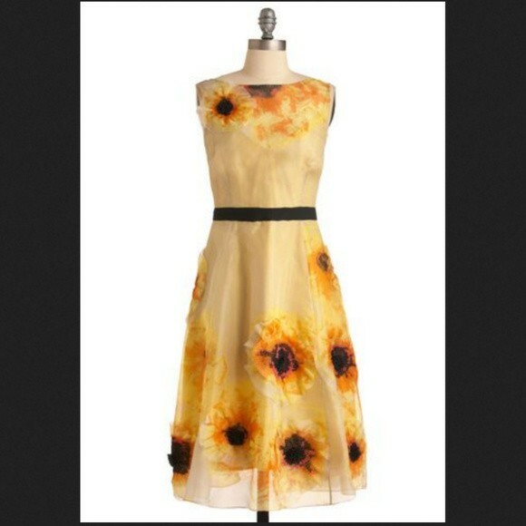 Tracy Reese 3D Sunflower Applique Dress 0 Anthropologie flowers plenty xs