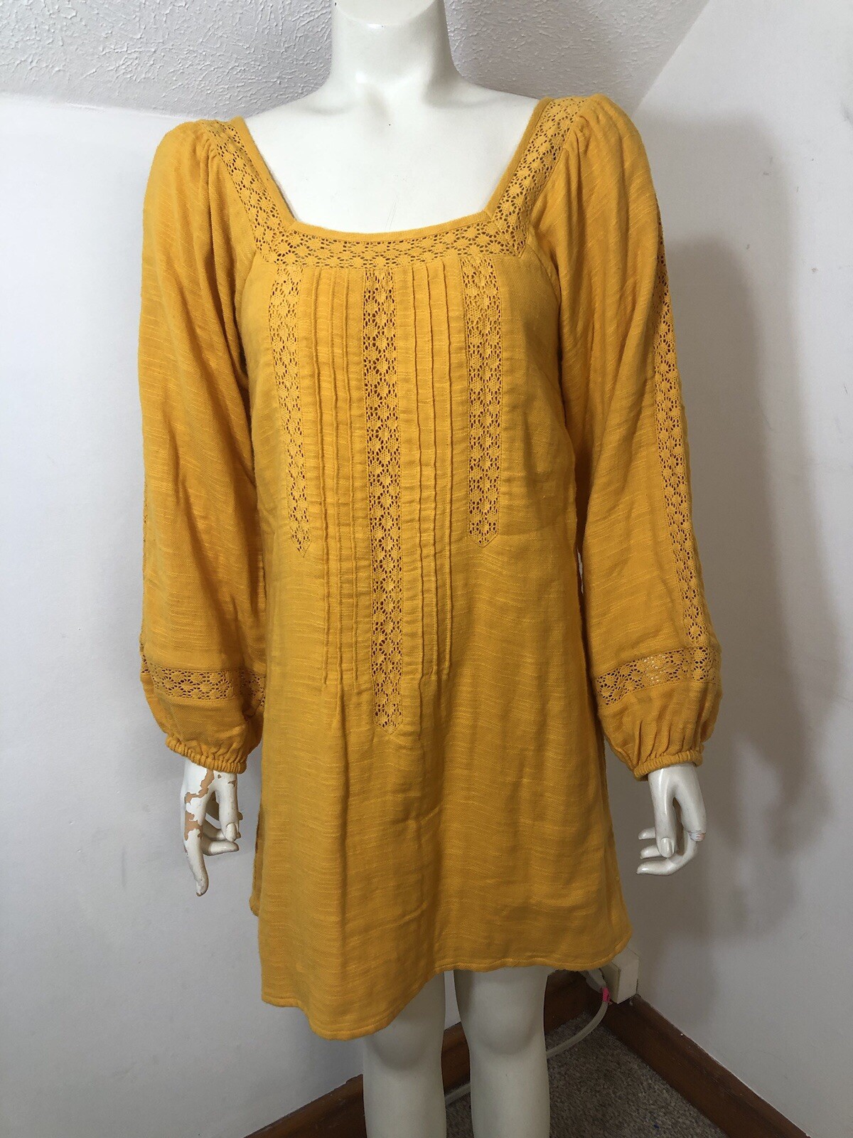 En Creme New Womens Small Gold Longsleeved Boho Dress Lace Pintuck Lined Peasant