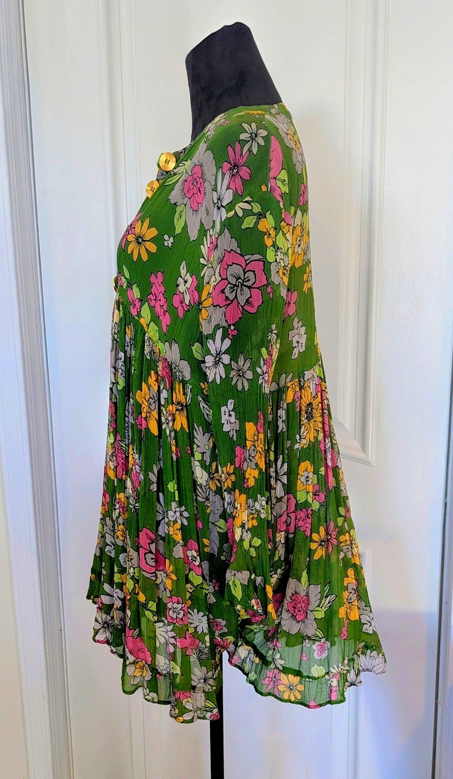 Free People Baby Doll Dress WITH LG. Gold Button Down Front Floral Size XS
