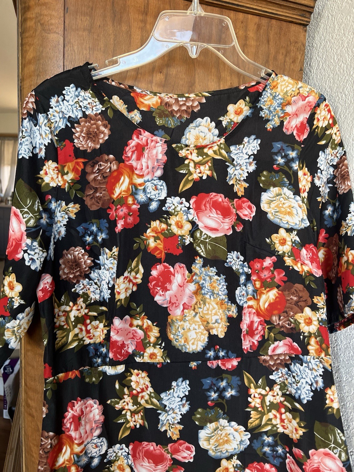 Beautiful Floral Maxi Dress! Size XL Please check measurements