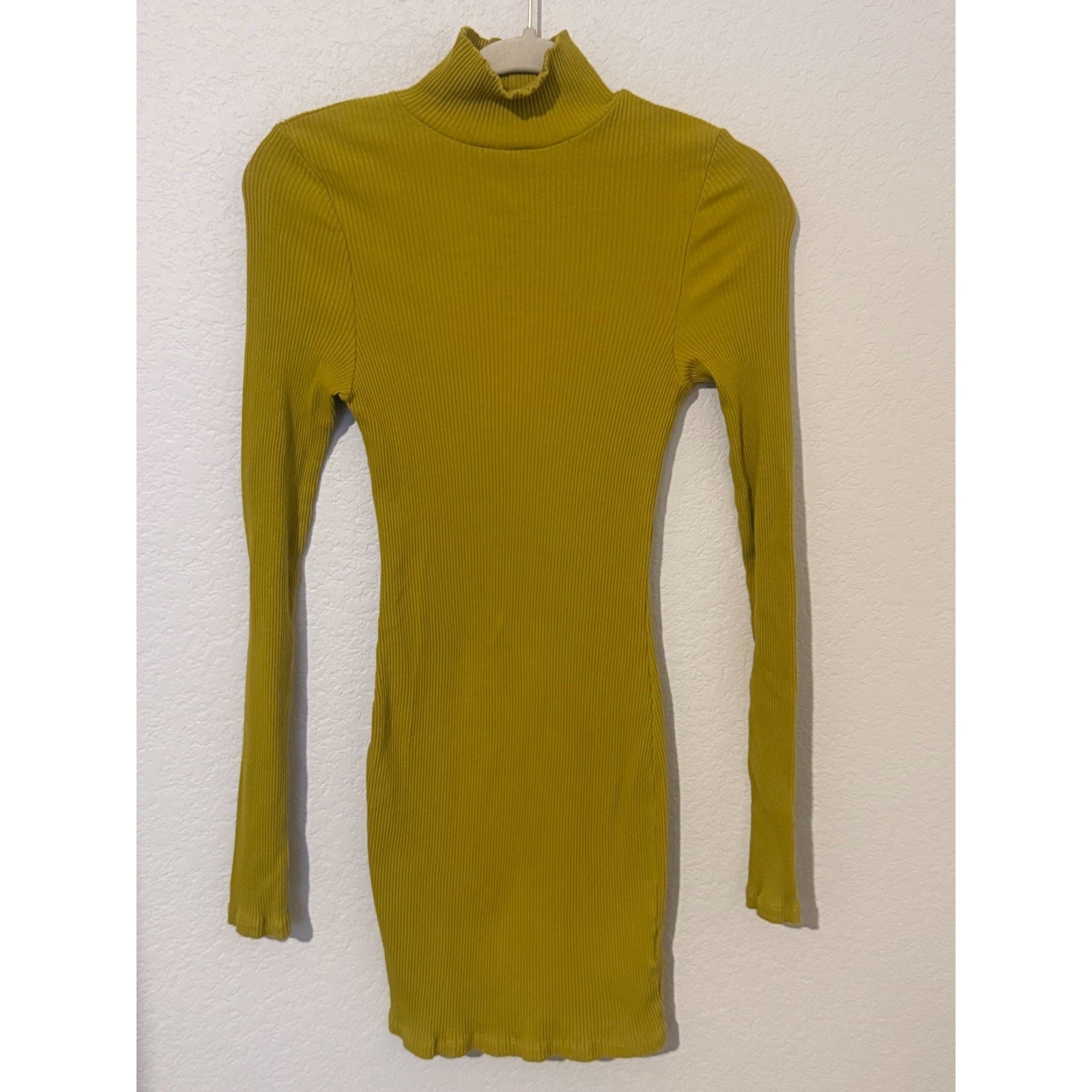 FP Beach Green Mock Turtleneck Ribbed Bodycon Short Dress Ruffle Sleeve – Size M