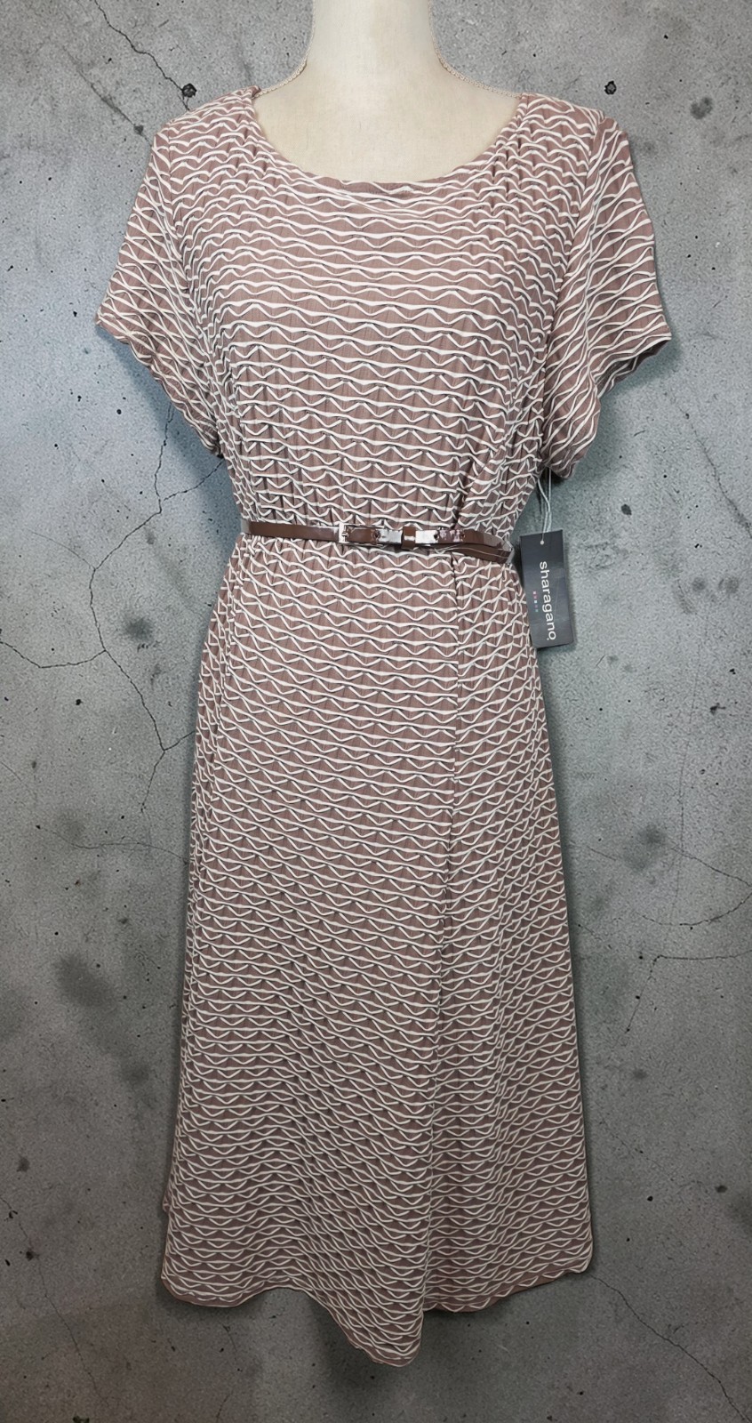 NWT MSRP $99 Sharagano Stretch Dress Short Sleeve Belted Flared Sz 18w Beige