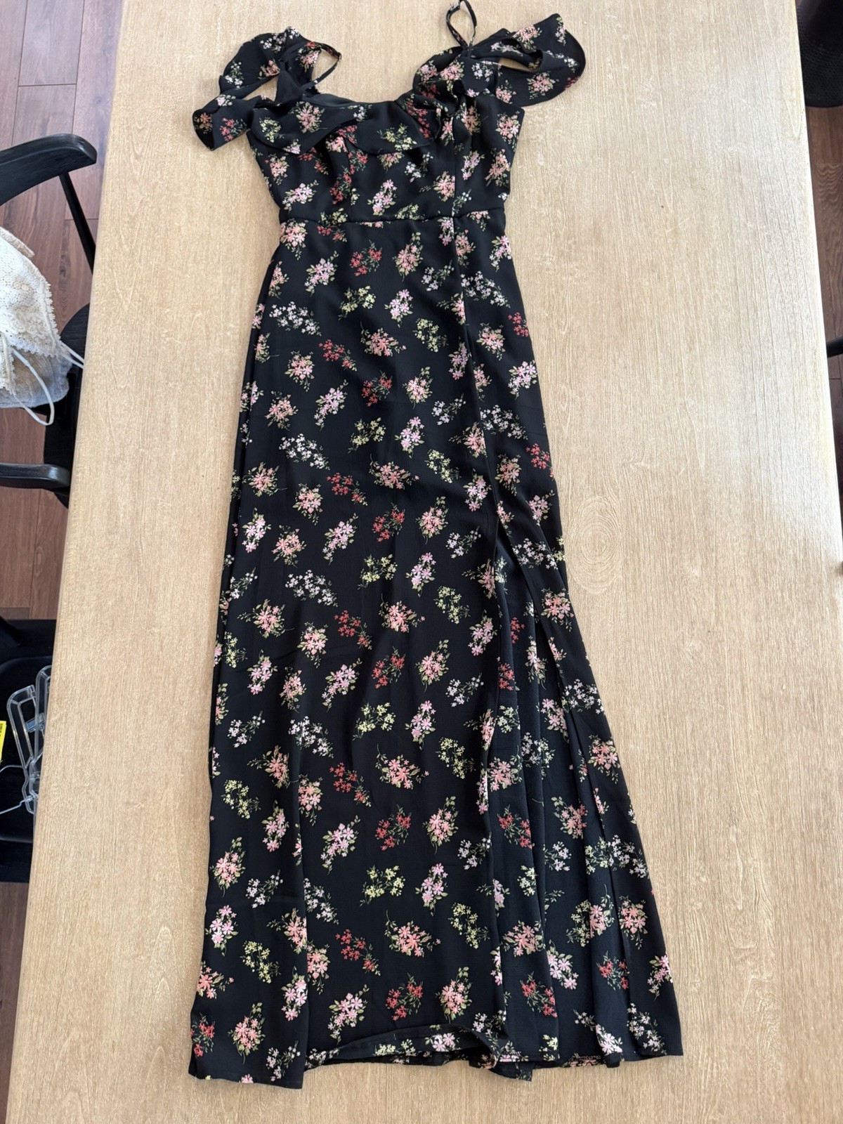 B. Darlin Size 7/8 Black Floral Maxi Dress