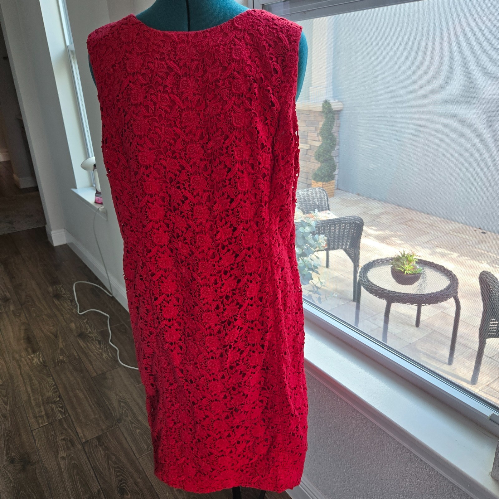 Talbots Womens Red Lace Sheath Dress Sleeveless Size 20 Knee Length Back Zipper
