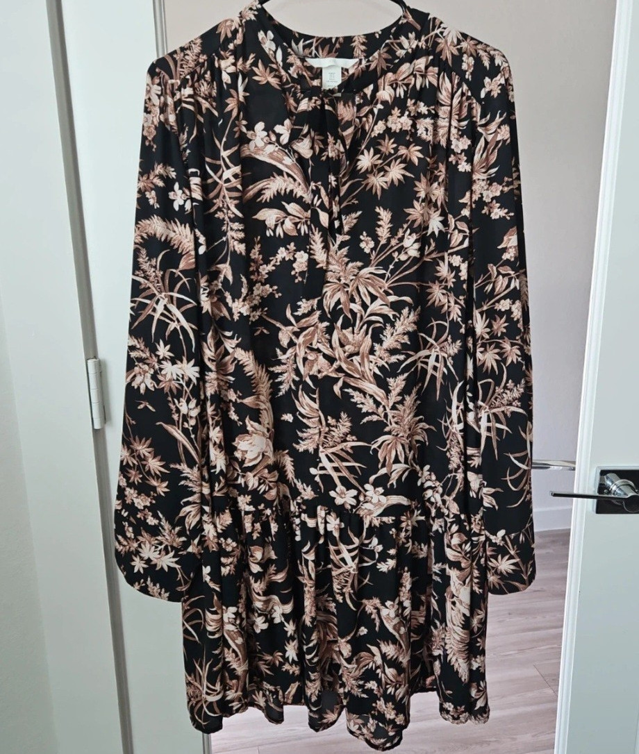 H&M Black/Beige Floral Long Sleeve Polyester Midi Dress Women Regular M