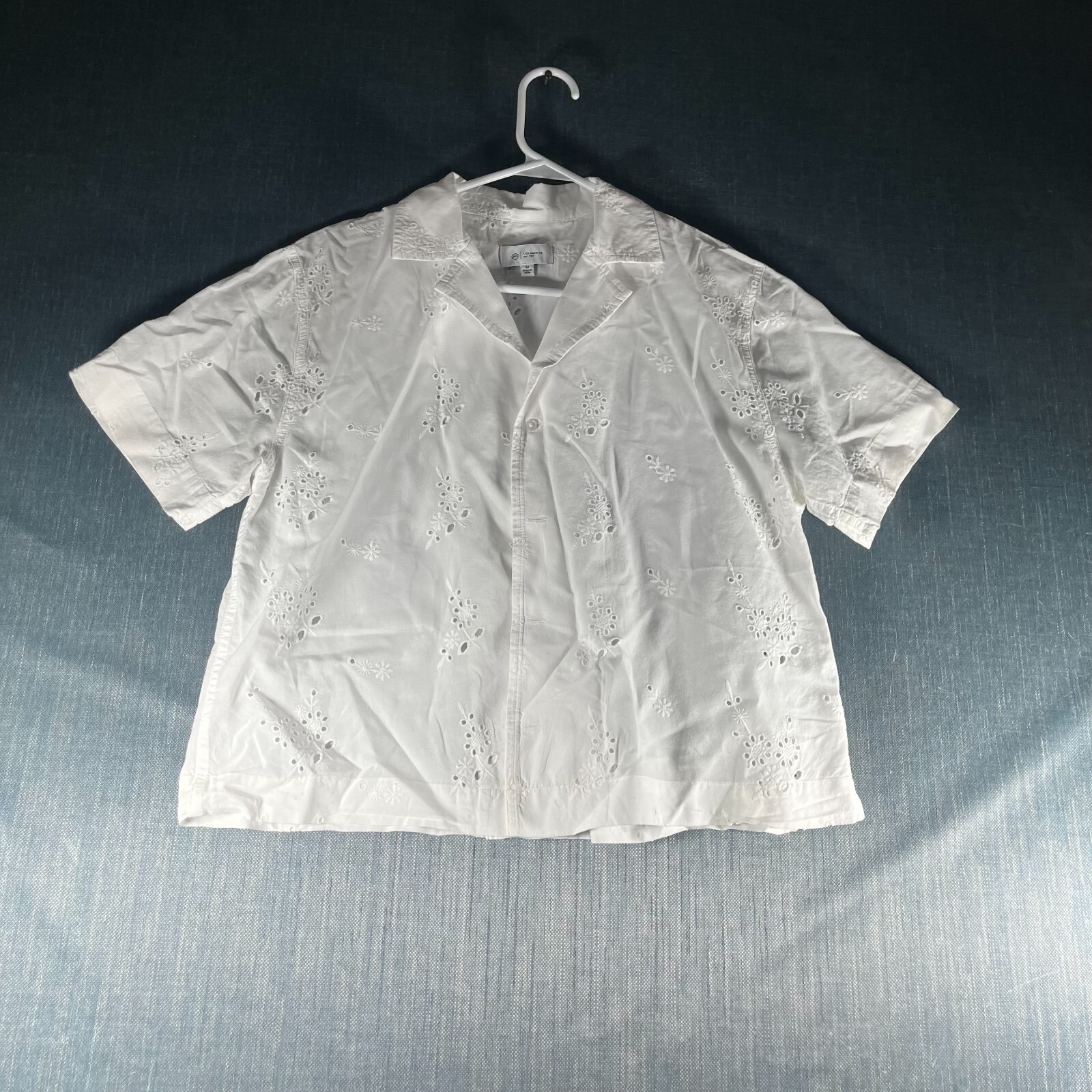 AG Women’s Colar Crop Shirt Size M White Half Sleeves Embroided Cotton MB
