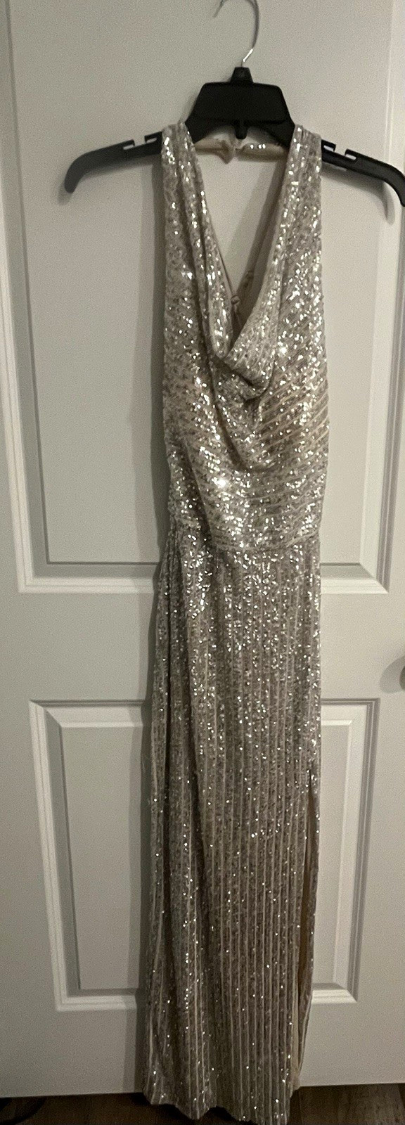 Violet Weekend Silver Sequin V-Neck Sleeveless Lined Slit Maxi Dress 7/8