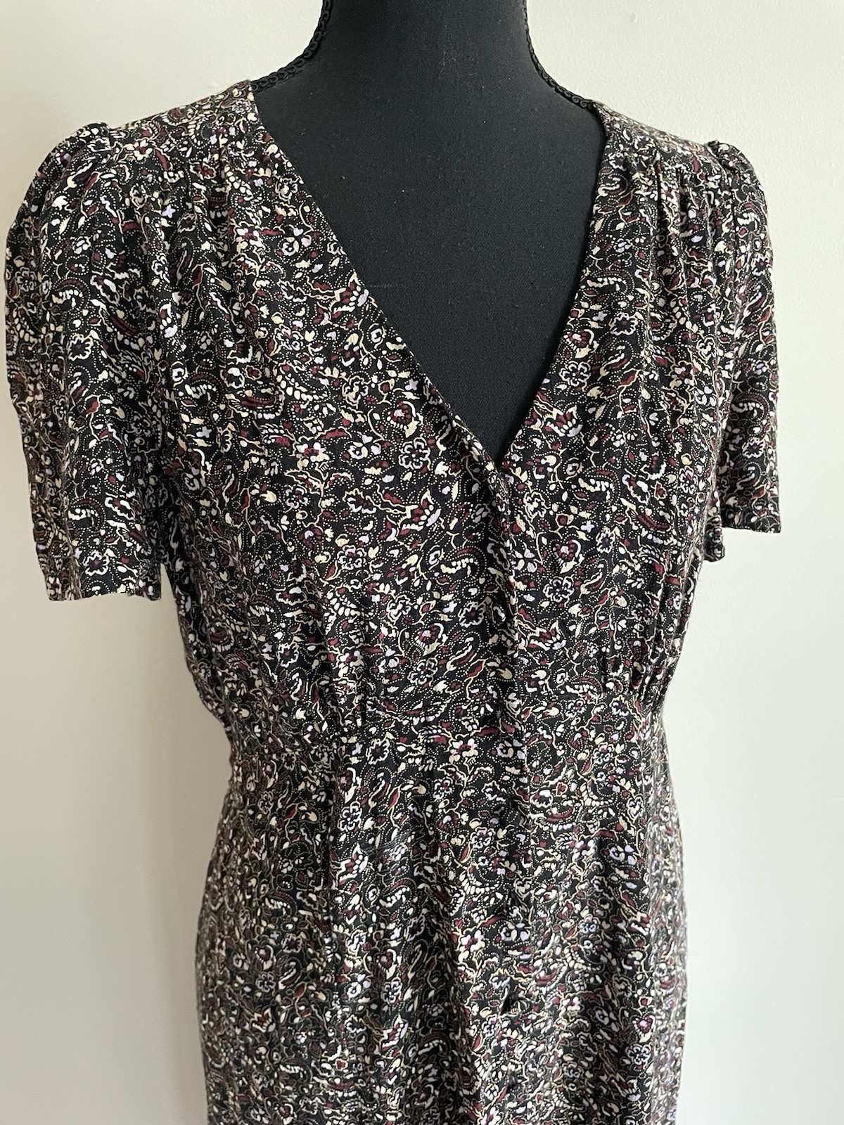 Levi’s Women’s Sz M Sarina Short Sleeve 90s Midi Dress Paisley Grunge Witchy