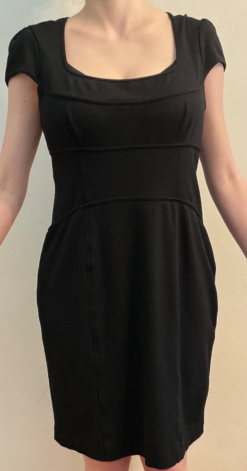 Laundry by Shelli Segal los angeles Women’s Black Dress Sz.10 Knee Length Rayon
