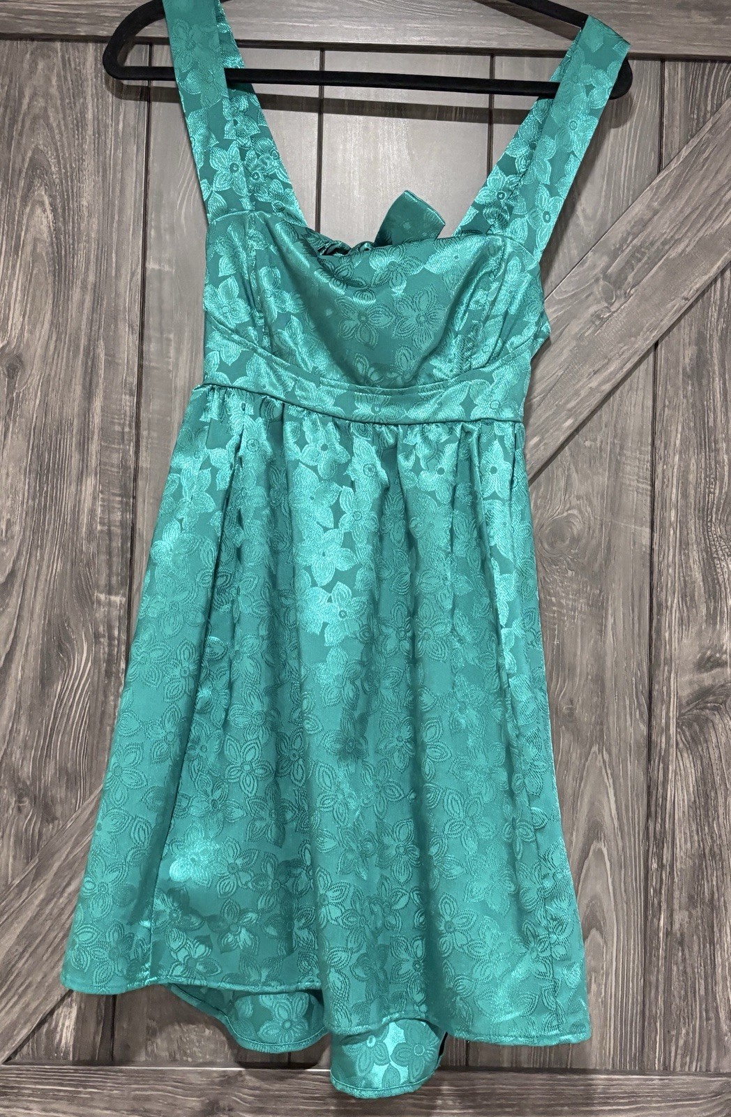 Lucy in the Sky Satin Jacquard Tie Open Back Dress in Emerald Green Sz Small