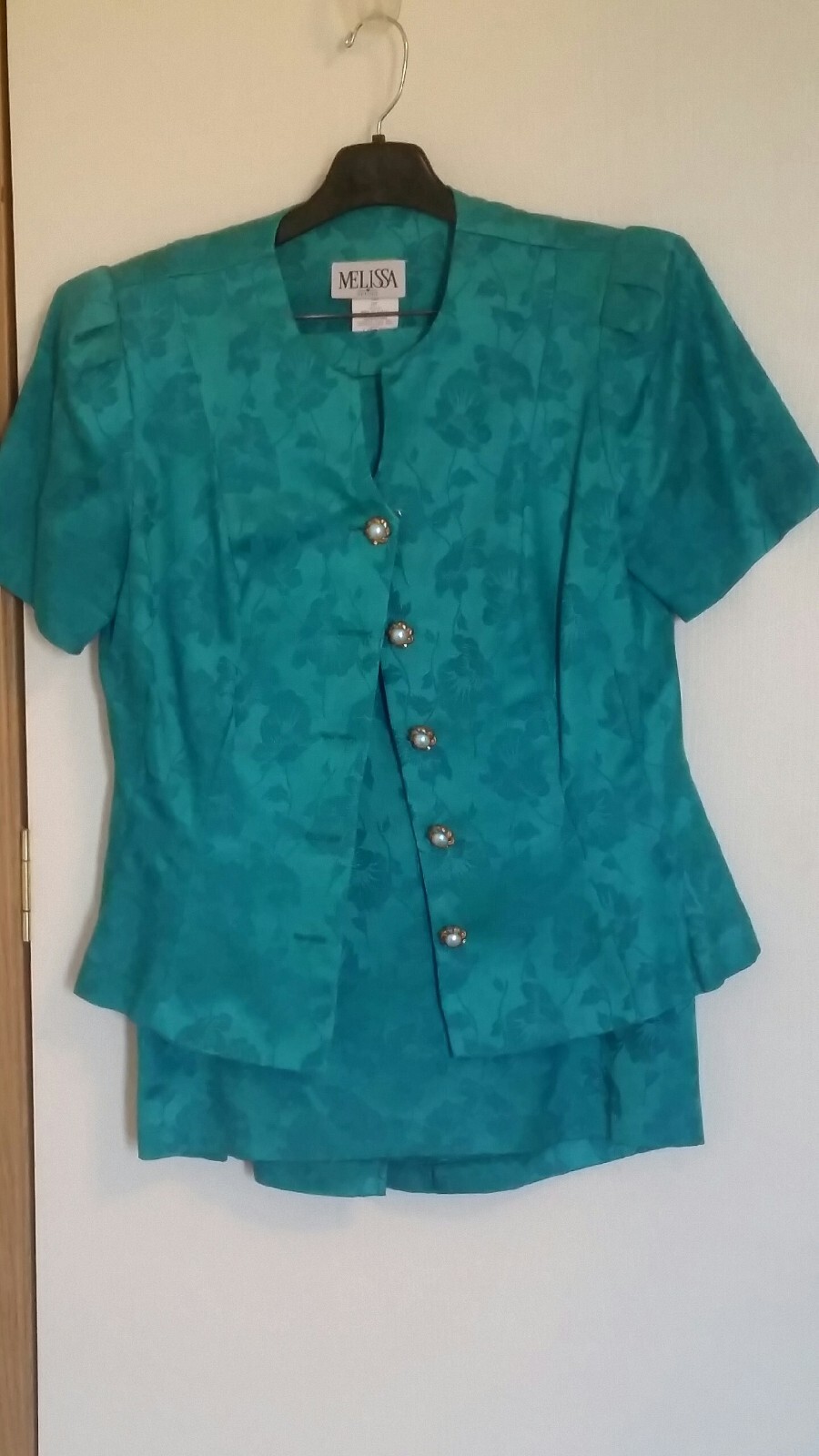 Melissa Green suit w/pencil skirt 10P. Work or wedding, dry clean only. 