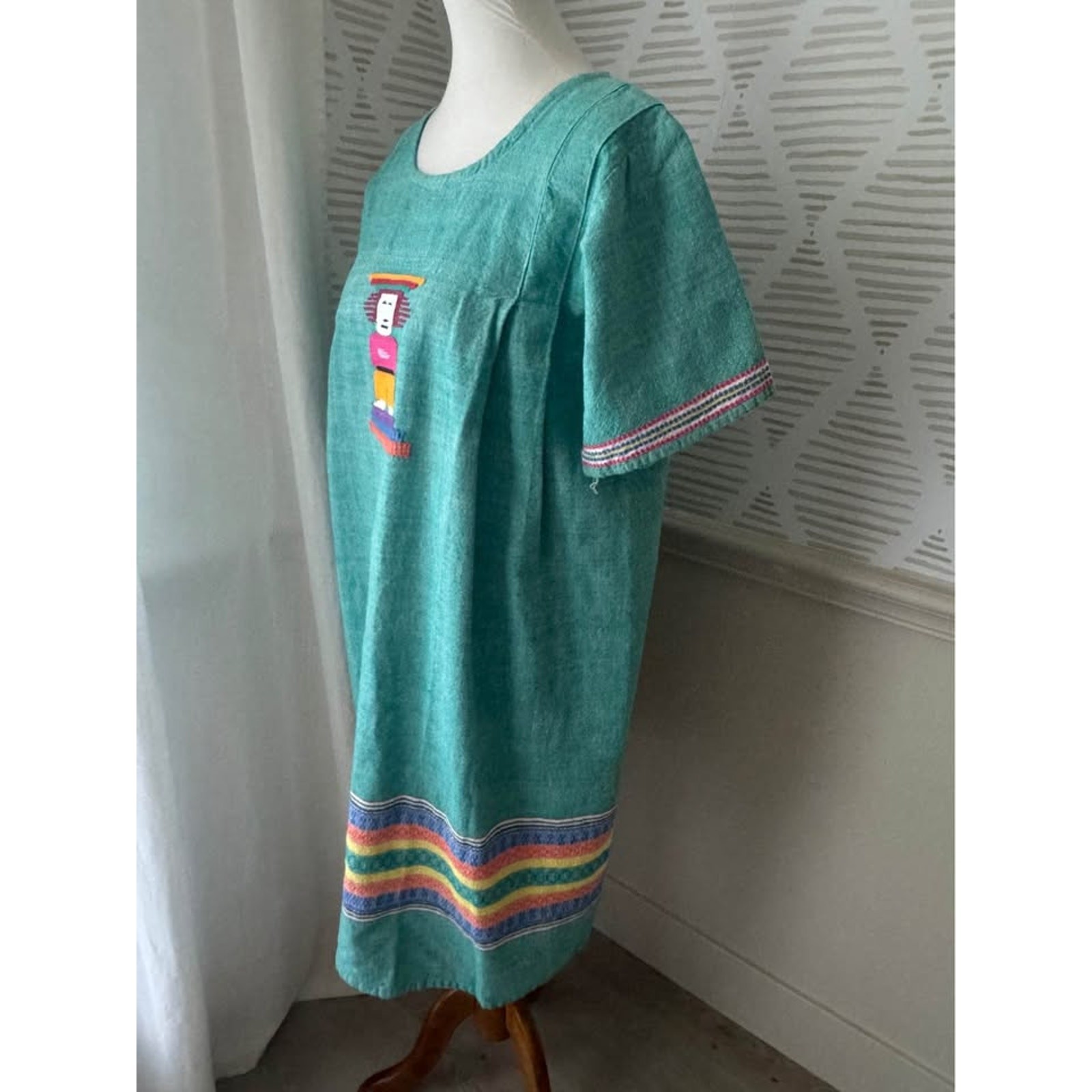 Vintage Peasant Dress Mexican Aztec Guatemala Latin South America Boho Hippie