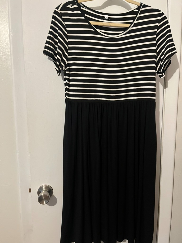 Women Striped A-Line Dress Loose Fit Relaxed Waist Casual Summer One Piece SZ M