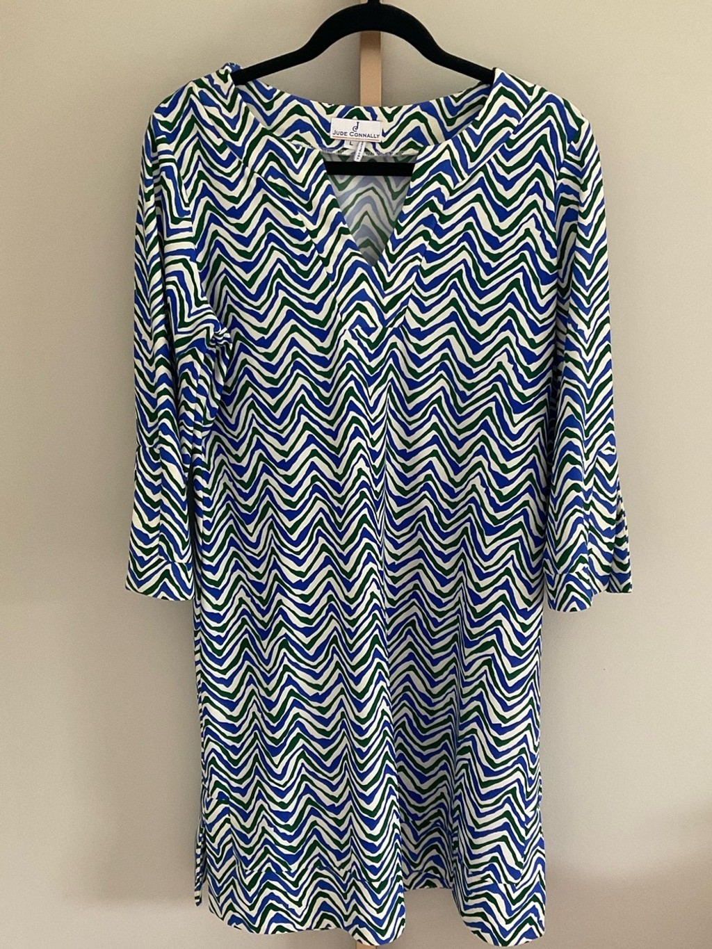 Jude Connally L Blue Green Chevron Print Stretch Knit Shift Dress USA Made