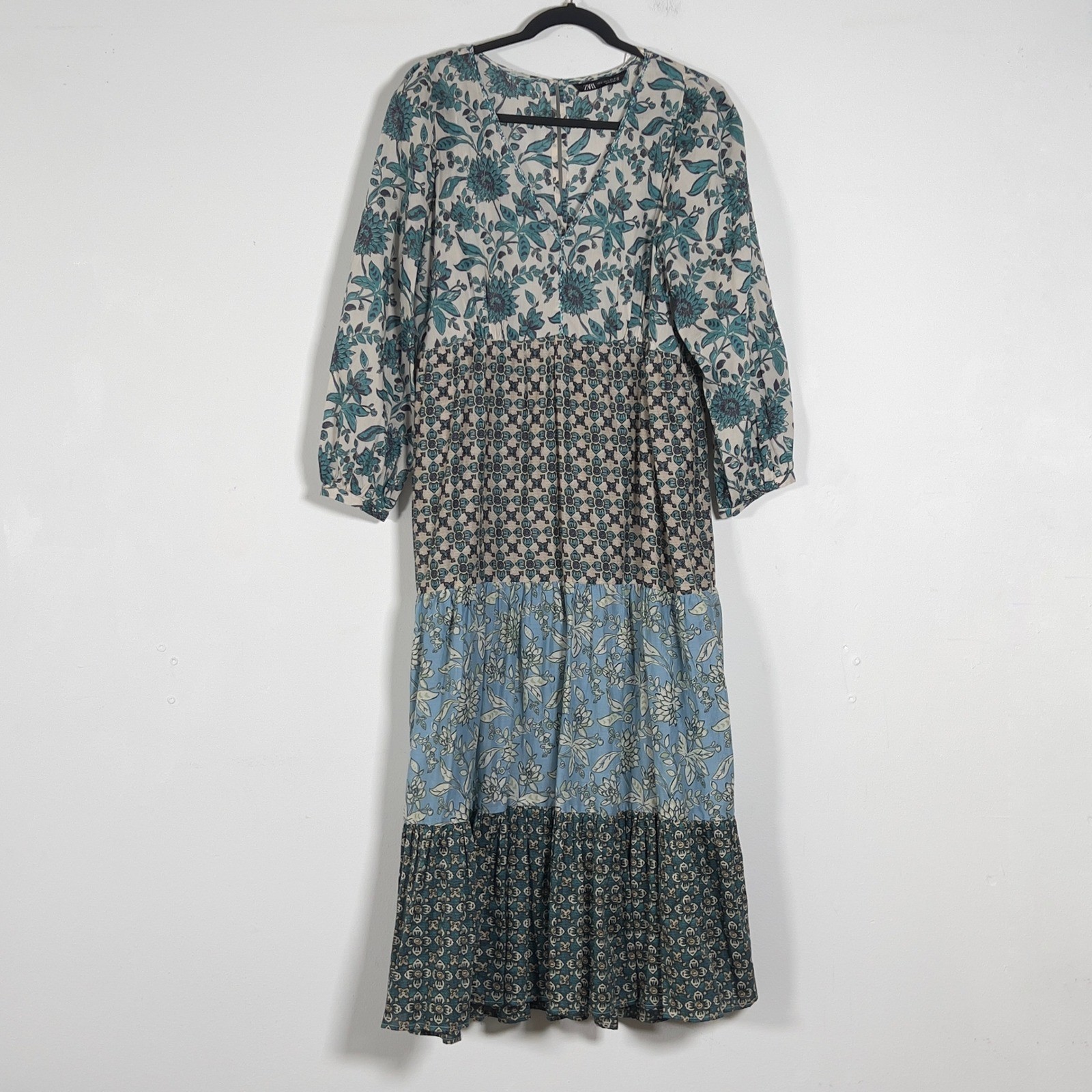 Zara Tiered Maxi Dress Womens Sz L Block Floral Print V-Neck Long Sleeve