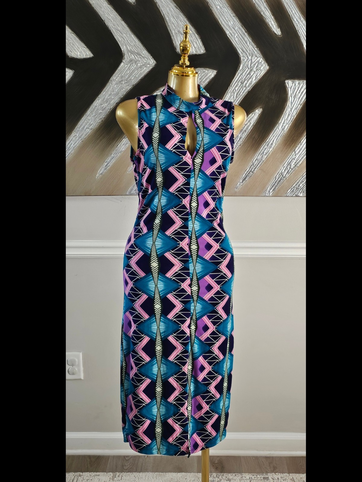 Capella Printed Keyhole Midi Dress Large Sleeveless Pink, Purple Geometric Print