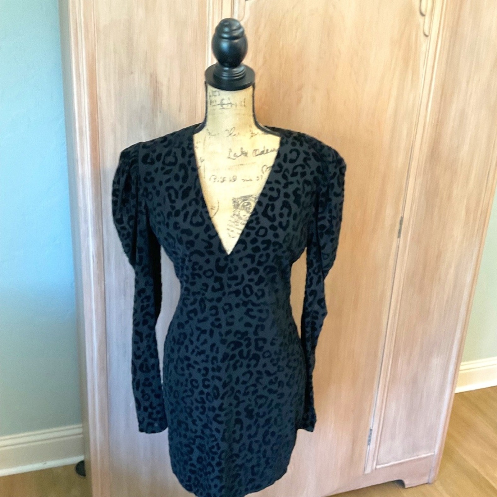 NWT LUSH burnout VELVET BLACK MINI DRESS whimsigoth fairy puff sleeve v neck L