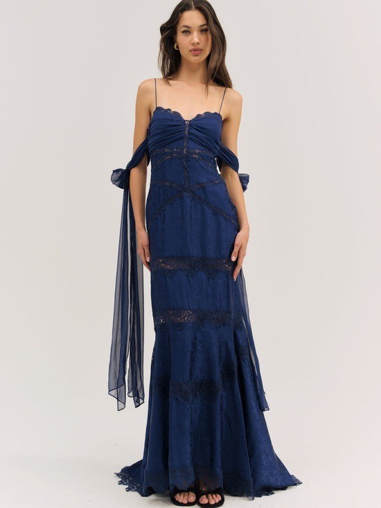 $729 NWT For Love And Lemons “Rita” Lace Gown in Navy Sz Medium