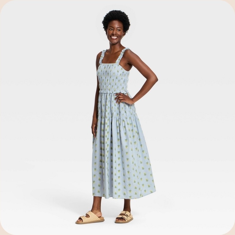 Women’s Smocked Maxi A-Line Dress – Universal Thread Blue Floral XS (WL247)