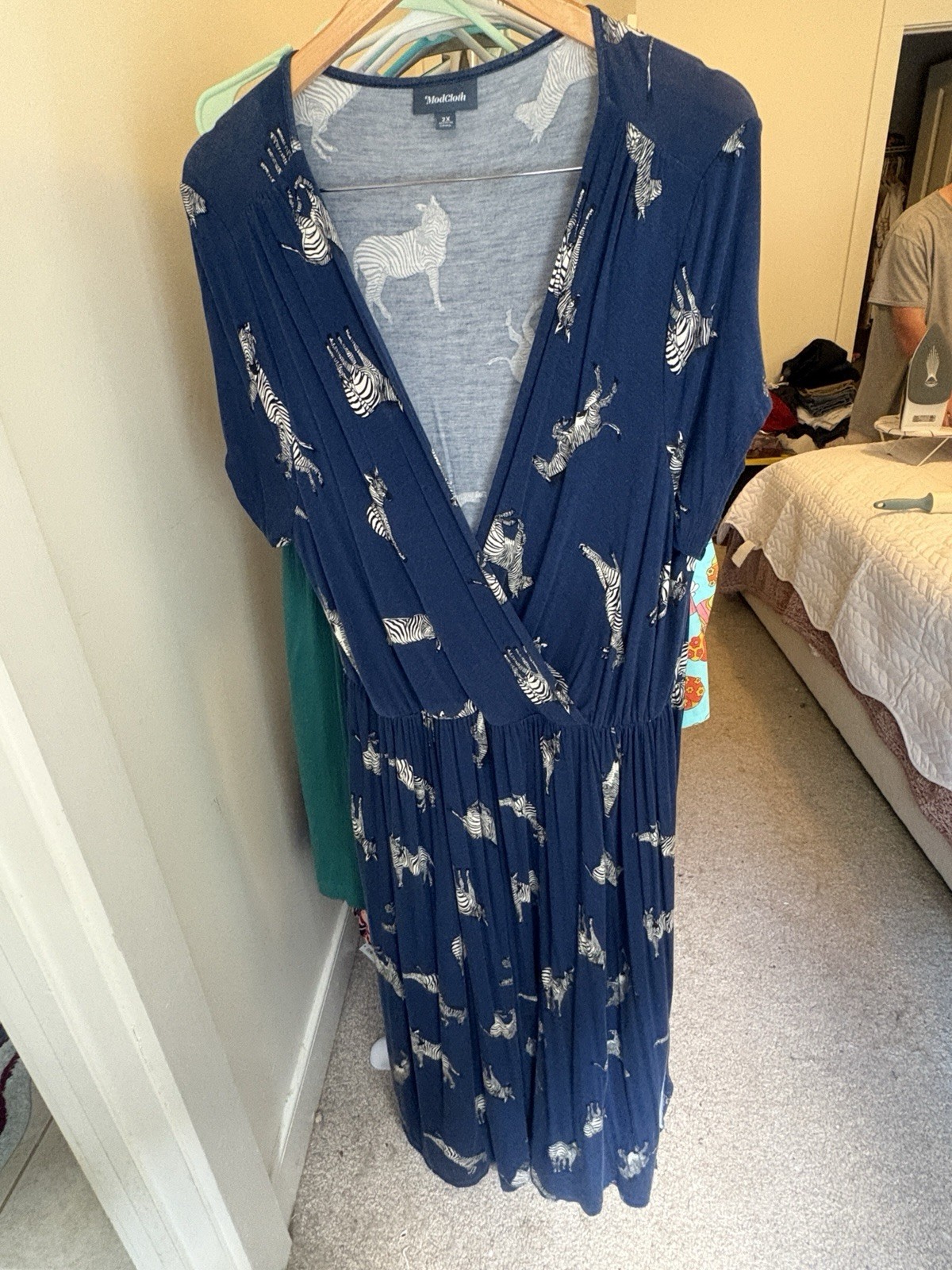 EUC ModCloth 2X Navy With Zebras V-neck maxi Dress Plus size Fun Print