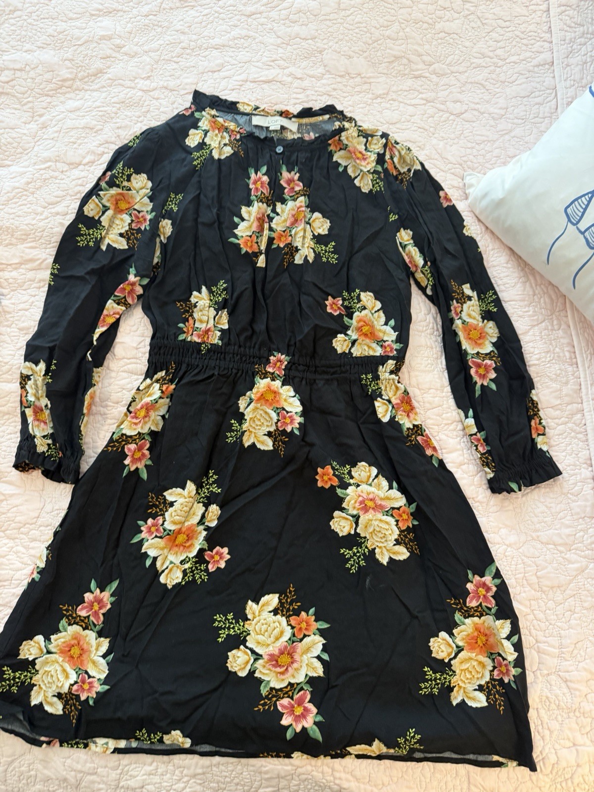 LOFT Women’s Black Floral Round Neck Long Sleeve Button Ruffle Dress S
