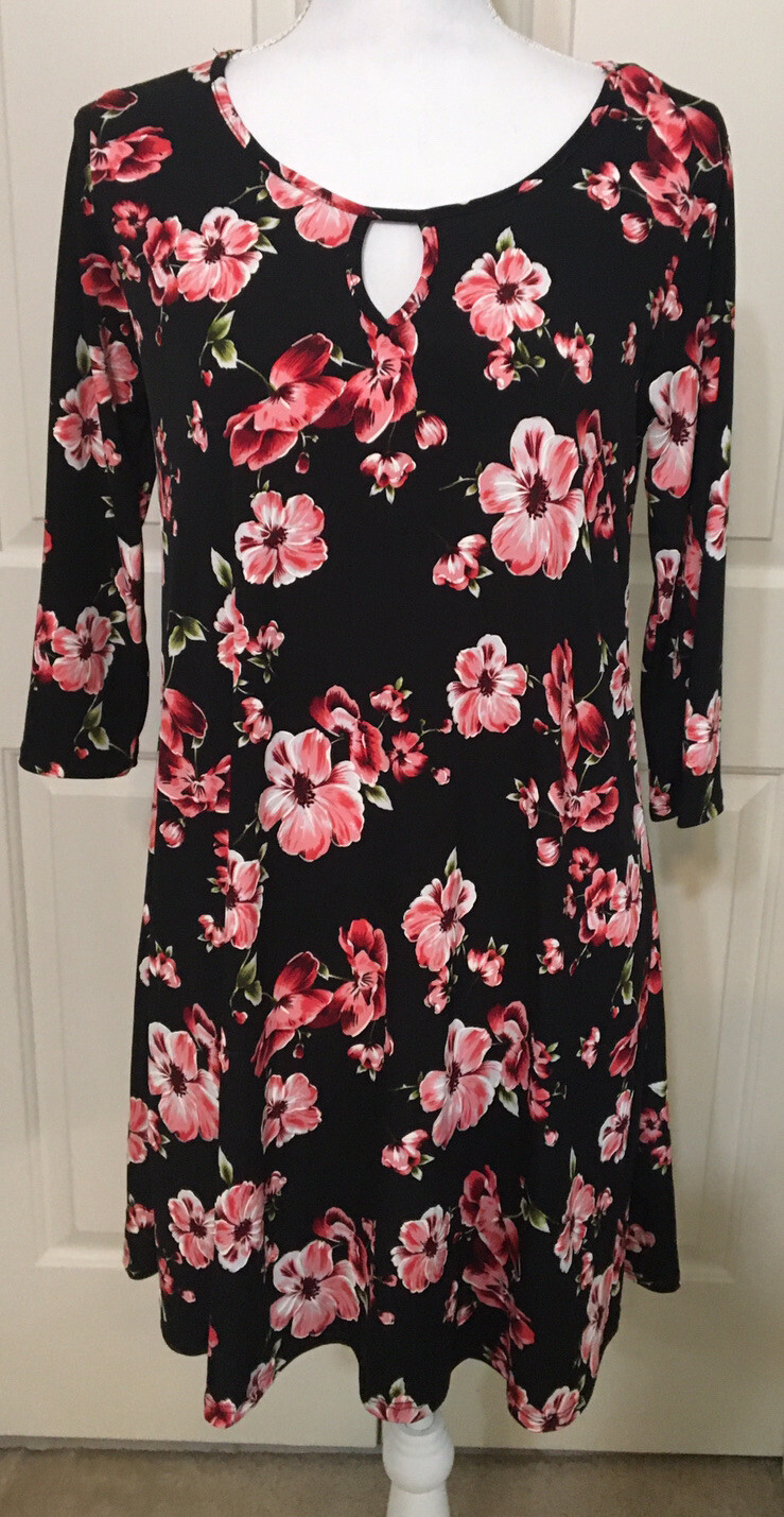 Espresso size M black red green floral slinky A-line 3/4 sleeve dress women’s