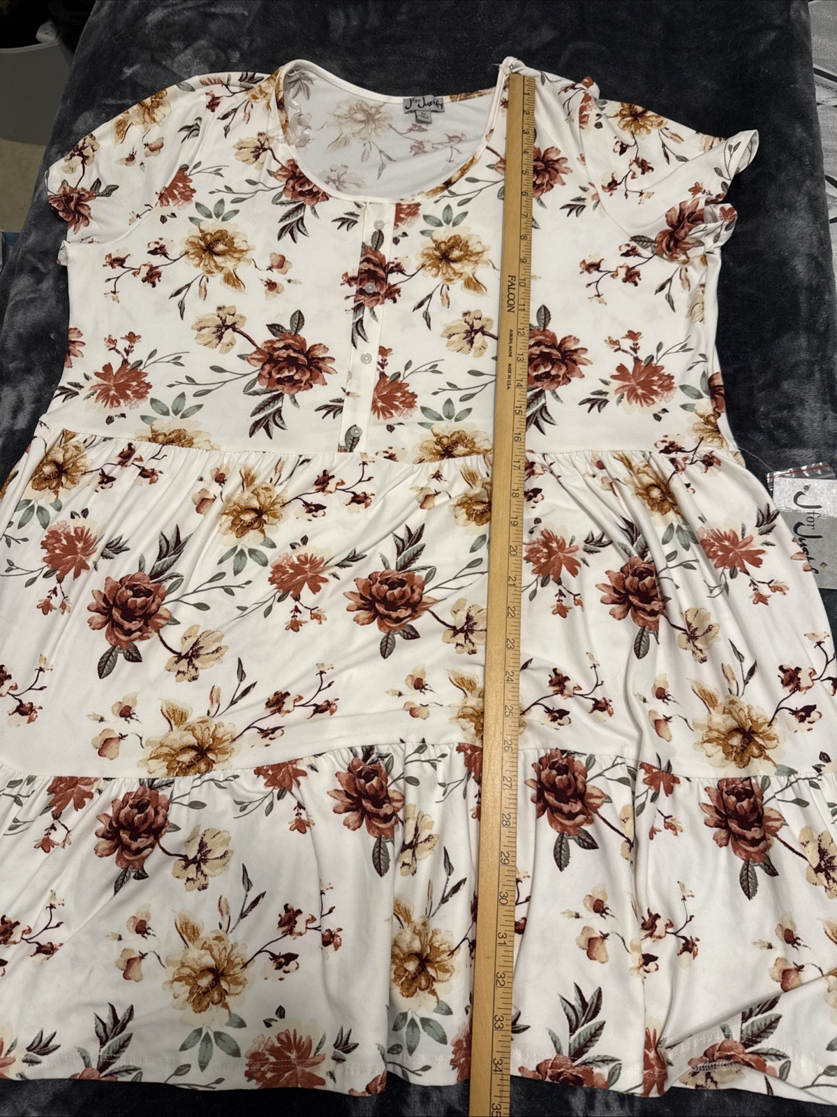 J for Justify Round Neck FIT AND FLAIR White Floral TIERED 3X