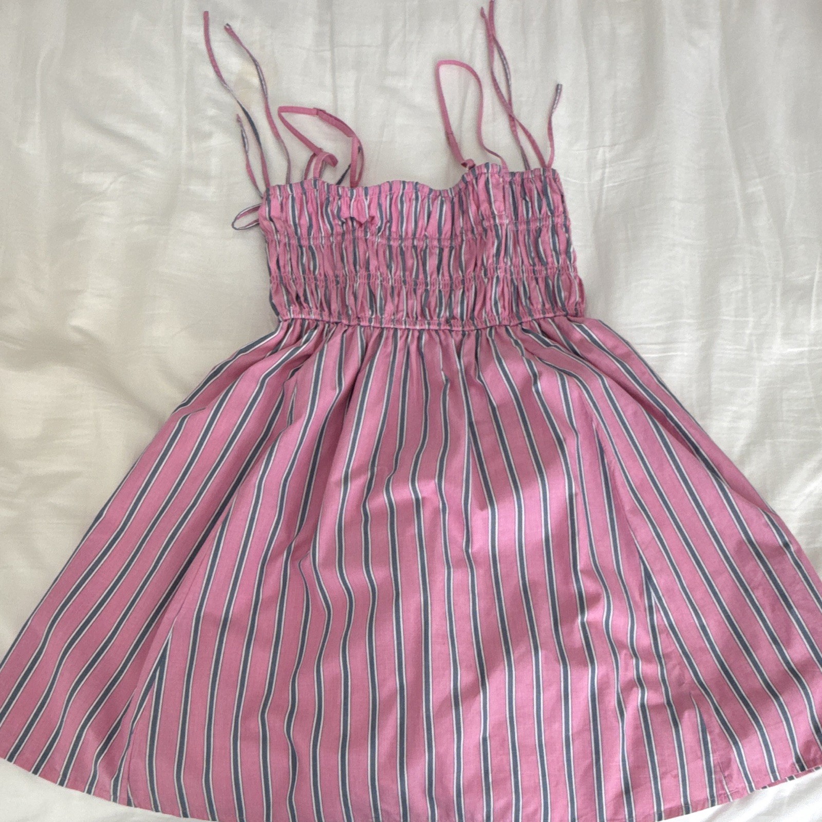 Abercrombie & Fitch Women’s M Pink/Blue/White Striped Smocked Mini Sundress