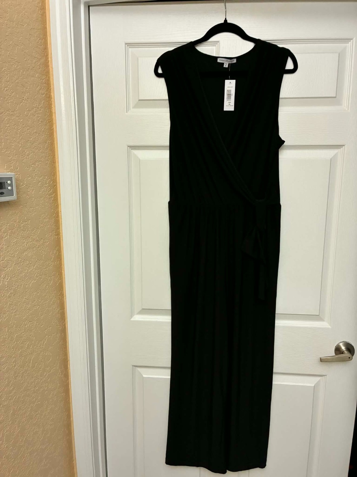 Annalee + Hope Womens XL Black Sleeveless Jumpsuit Wrap Tie Waist Wide Leg NWT