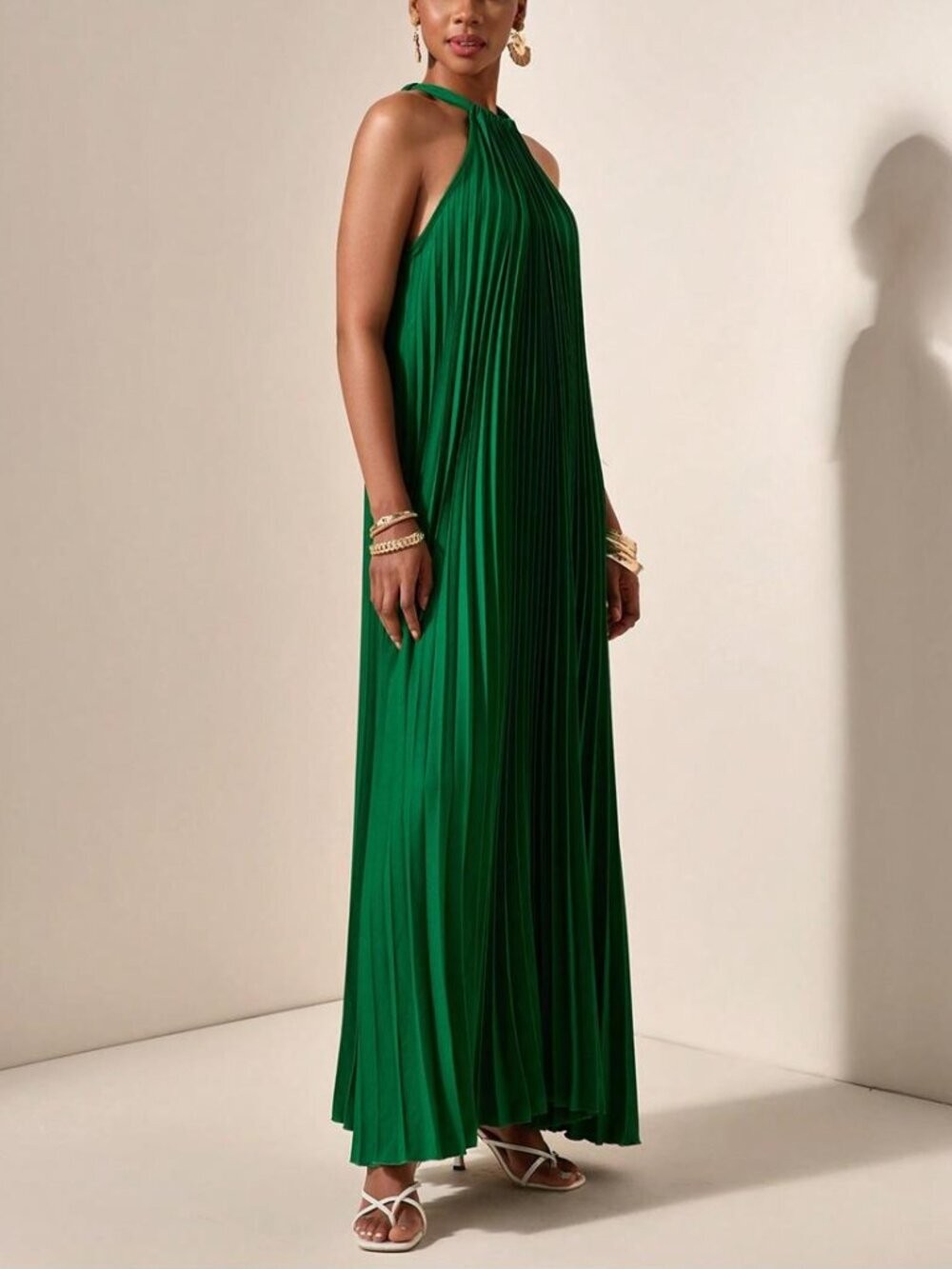 NEW Green Pleated Halter Maxi Dress Elegant Flowy Vacation Gown, Size L