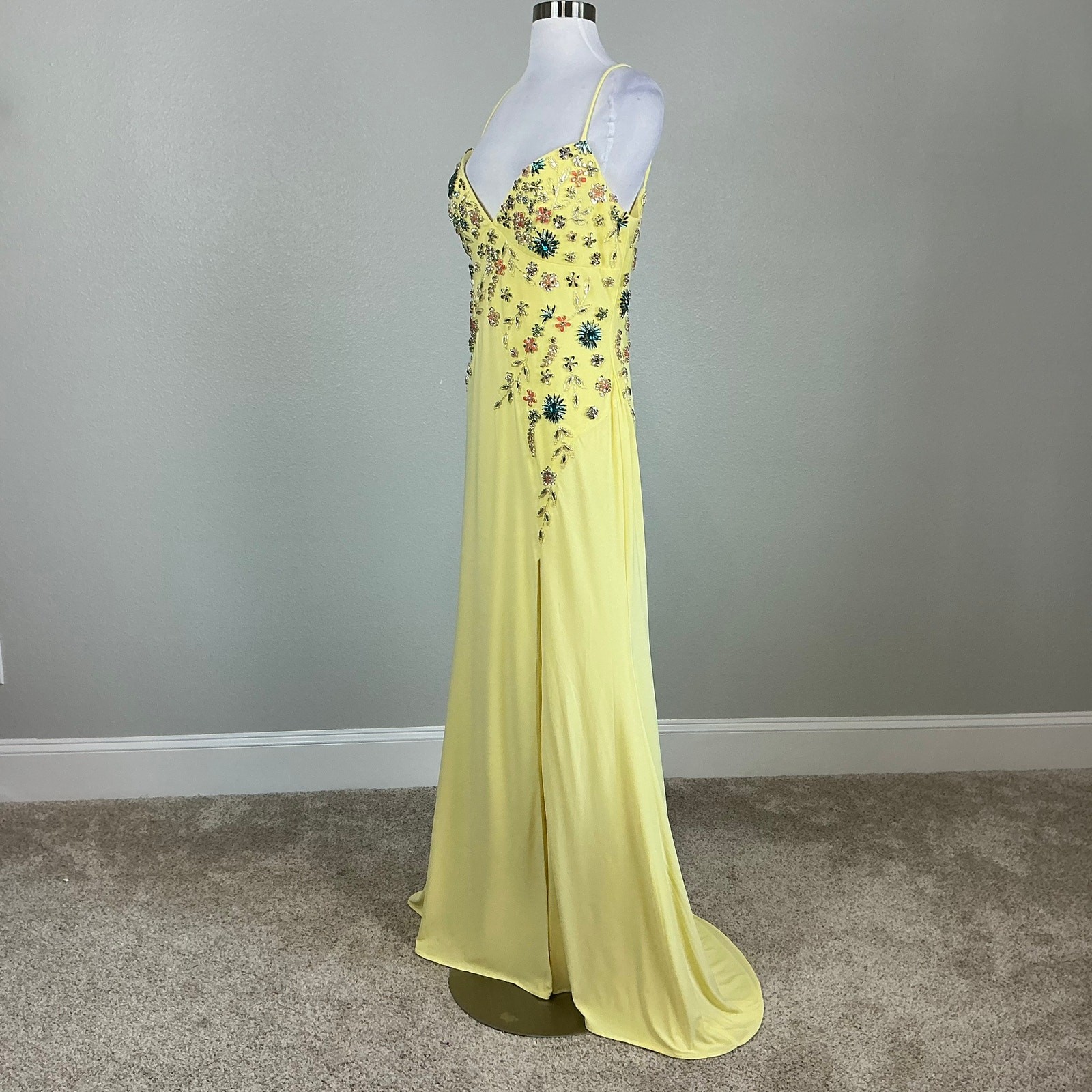 Mac Duggal 42006 Yellow Evening Gown Backless Floral Beaded A-Line Dress Size 10