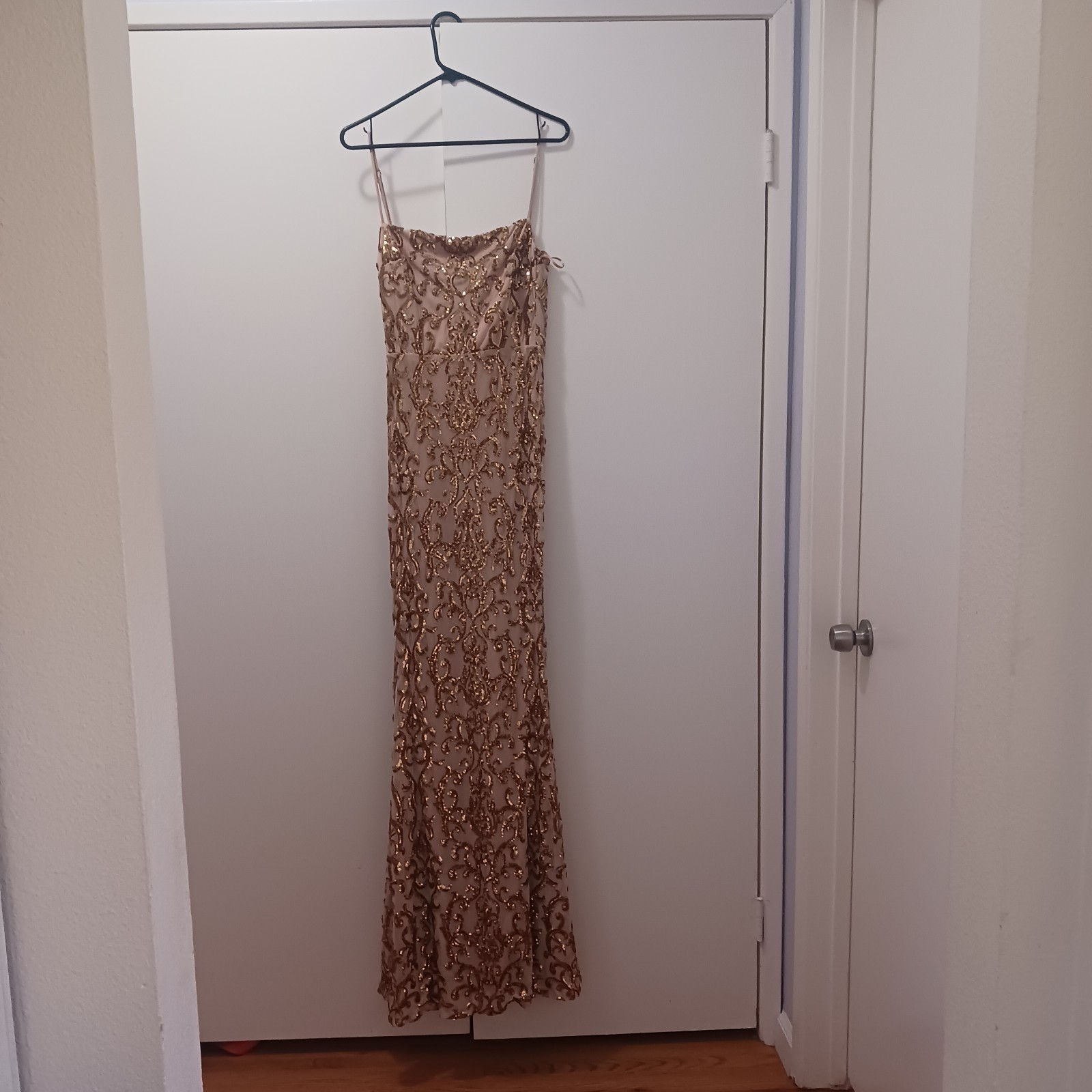 WINDSOR GOLD/NUDE MEDIUM SPAGHETTI STRAP dress for women party night elegant