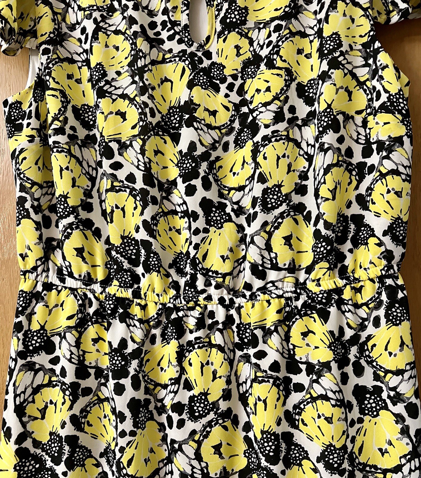 Kensie Fairy Dress Butterfly Sz M Graphic Print Short Sleeve Yellow Black Summer