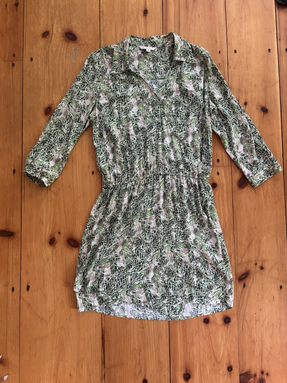 Cabi Leaf Print Shirt Dress Womens Small Green Tan Rayon Boho Botanical Summer