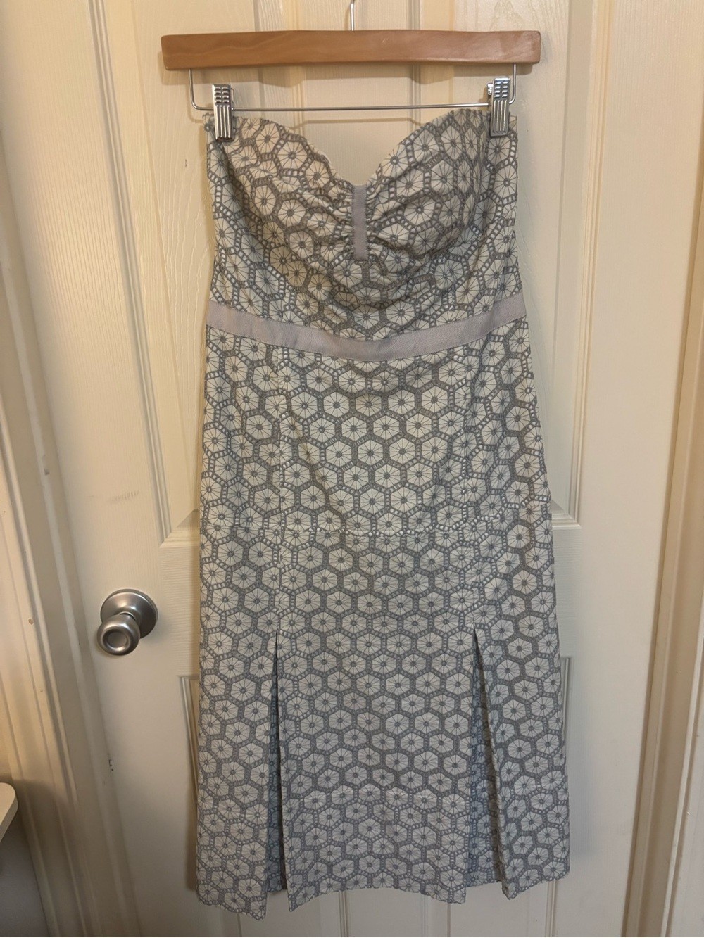 Tracy Reese New York Geometric Lace Strapless Dress Gray Ribbon Waist Cocktail
