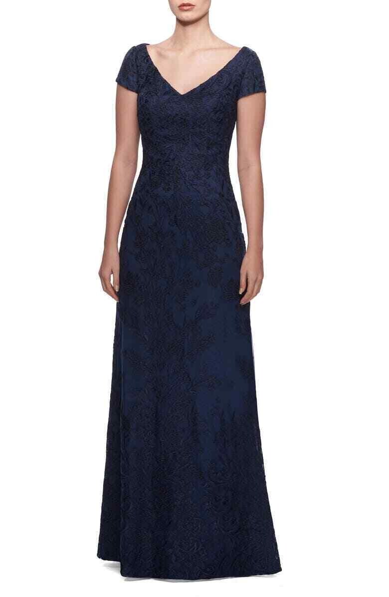 La Femme Navy Blue Embroidered Embellished Lace Gown Size 4 Orig $608