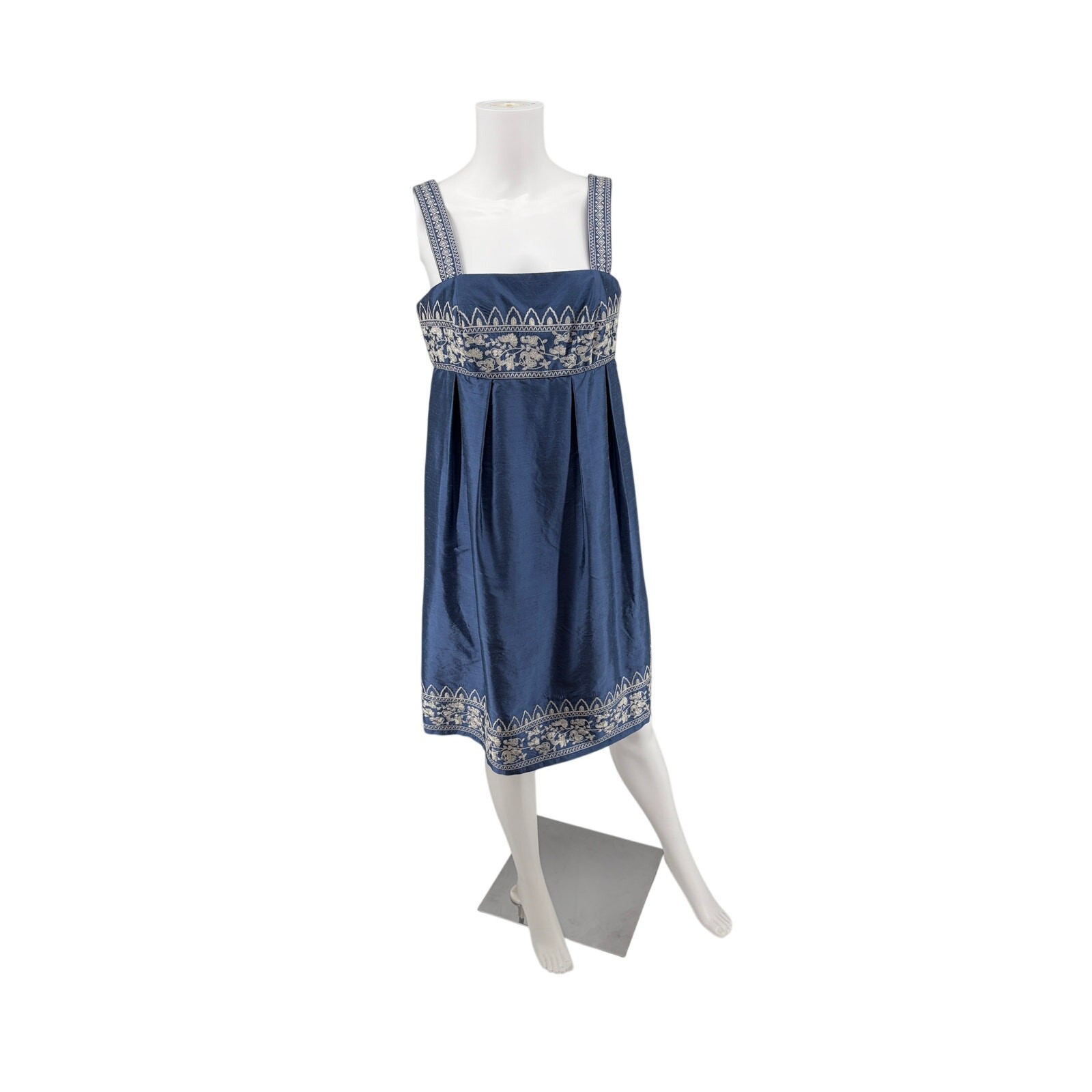 Oleg Cassini Vintage Embroidered Silk Shift Dress – Blue