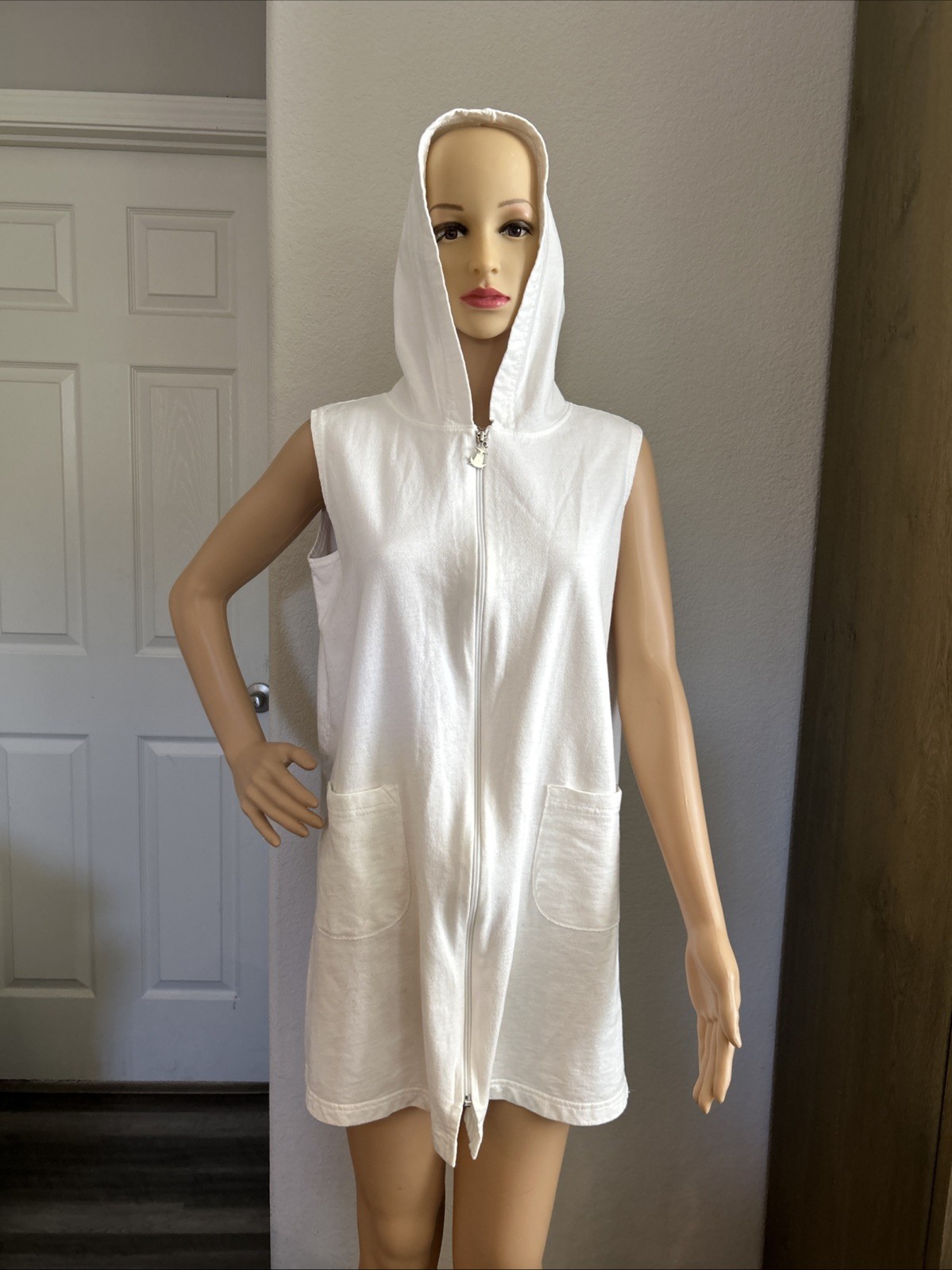 Jordan Taylor Hooded Beach Cover White French Terry Cotton M USA