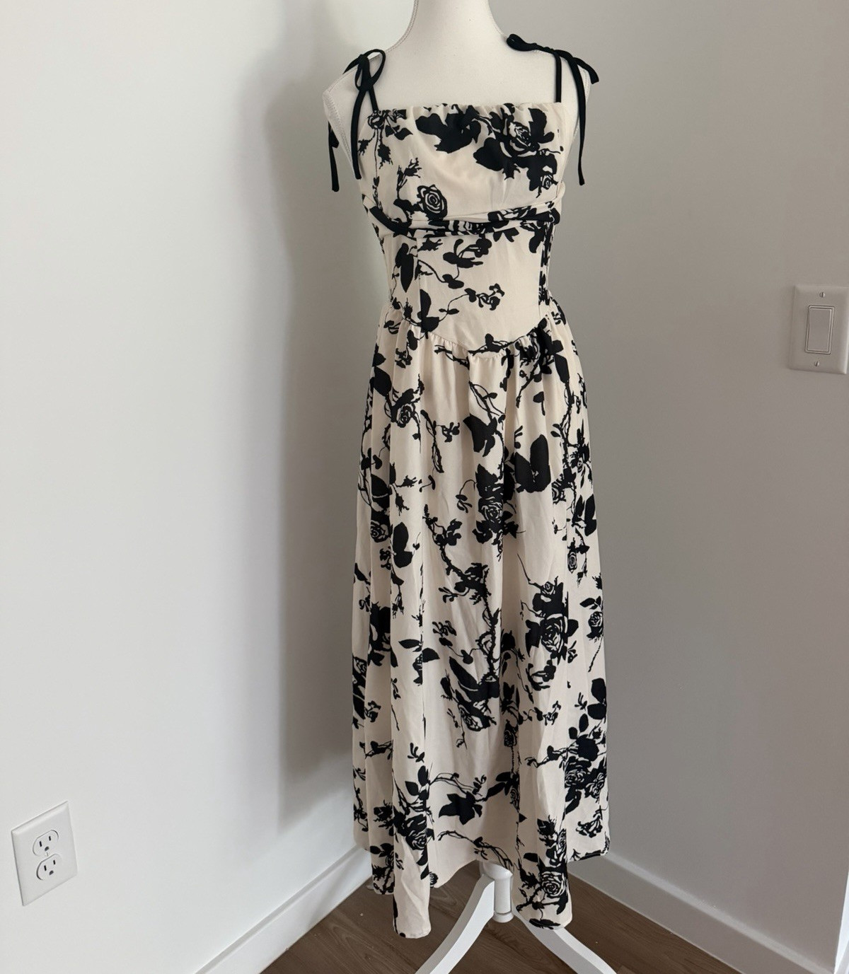 Cream and Black Floral Midi Dress Long Square Neck Tie Shoulder Straps fairycore