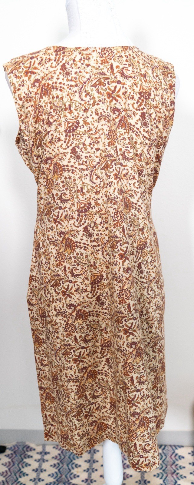 Womens M Beige Brown Paisley Sleeveless Square Neck Shift Knee Length Dress