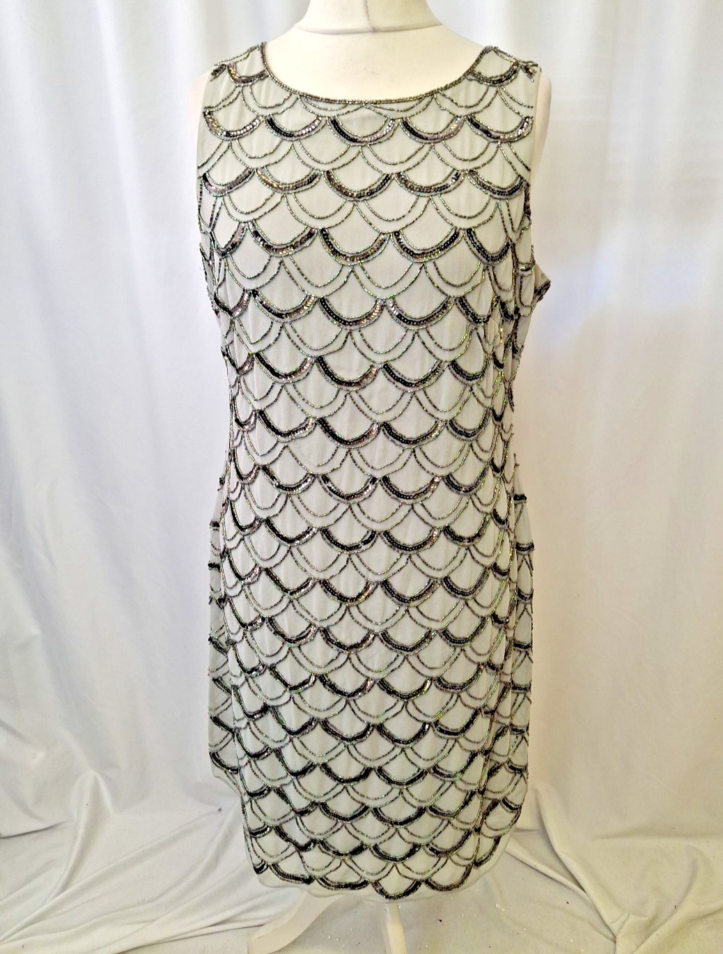 Monsoon Heavily Beaded Sequin Dress Grey Silver Sleeveless Women’s UK16 C5986