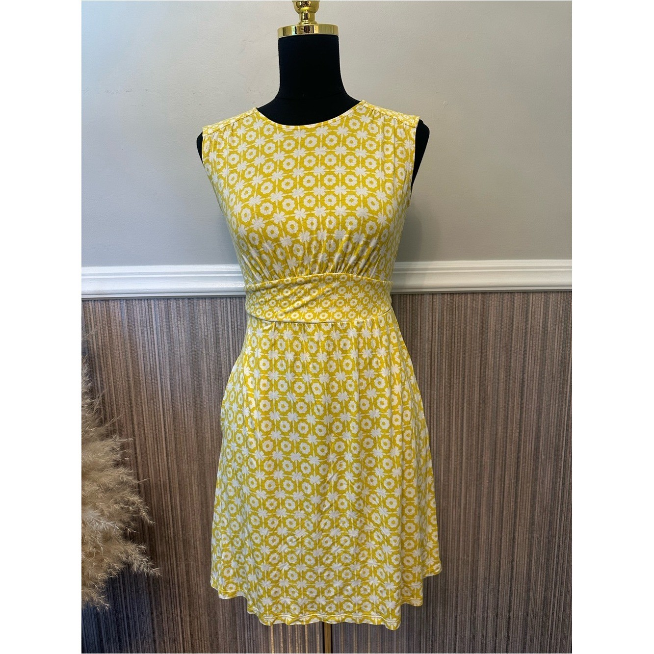 Boden Yellow White Floral Print Fit & Flare Dress Pockets Size US 2P