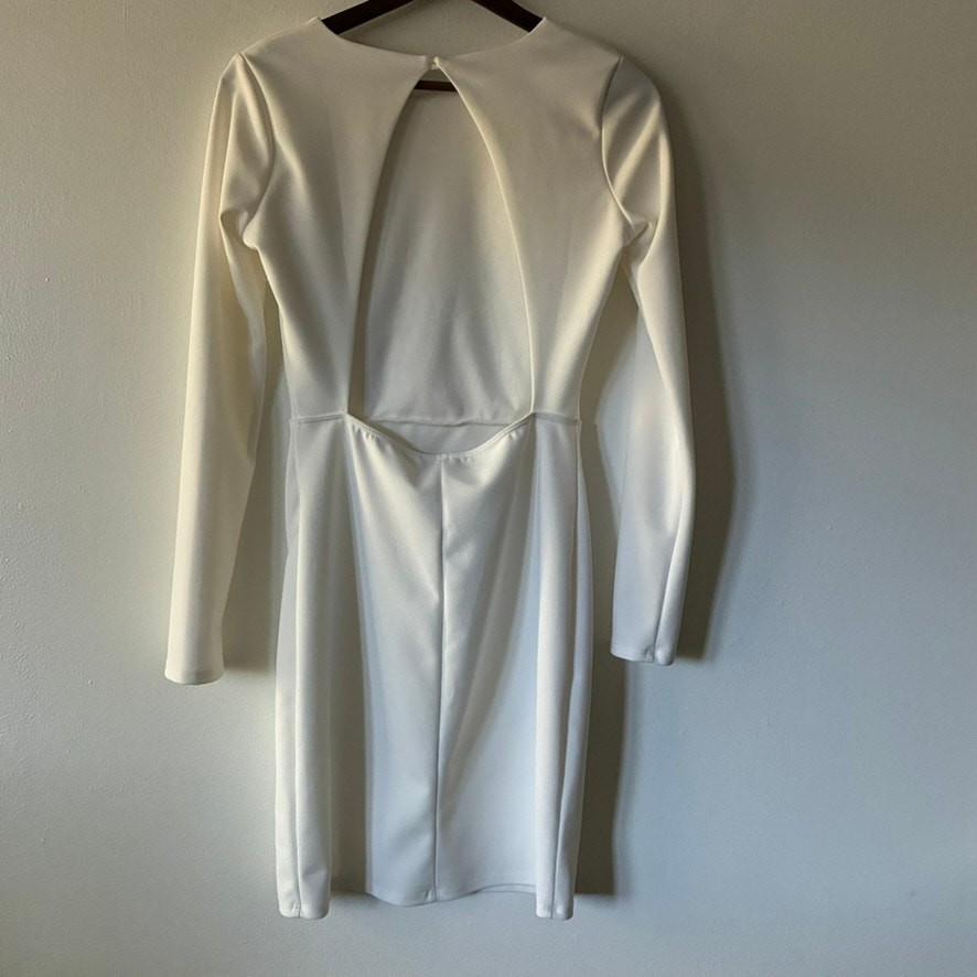 Lulus Ivory White Long Sleeve Open Back Fitted Dress Women’s Size S Made in USA
