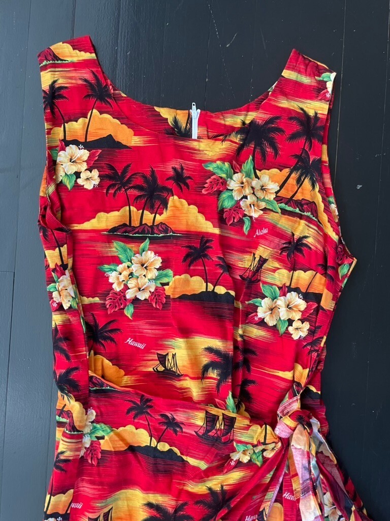 Vintage Hawaiian Red Tropical Wrap Dress XL Aloha Style