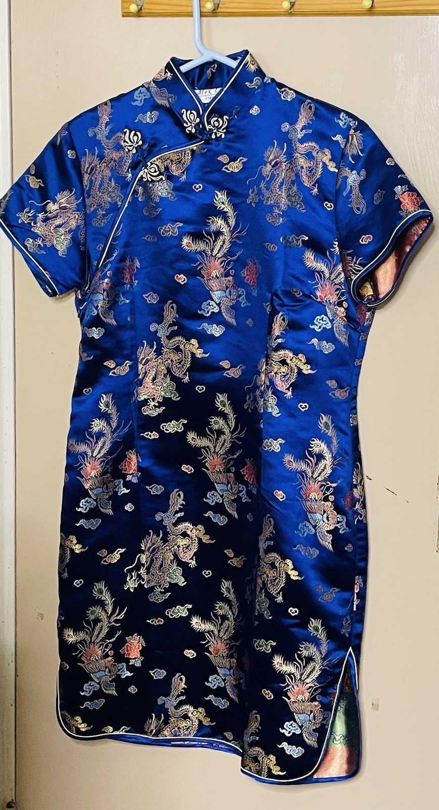 100% Silk Brocade Dragon & Phoenix Cheongsam Qipao – Royal Blue (XL)